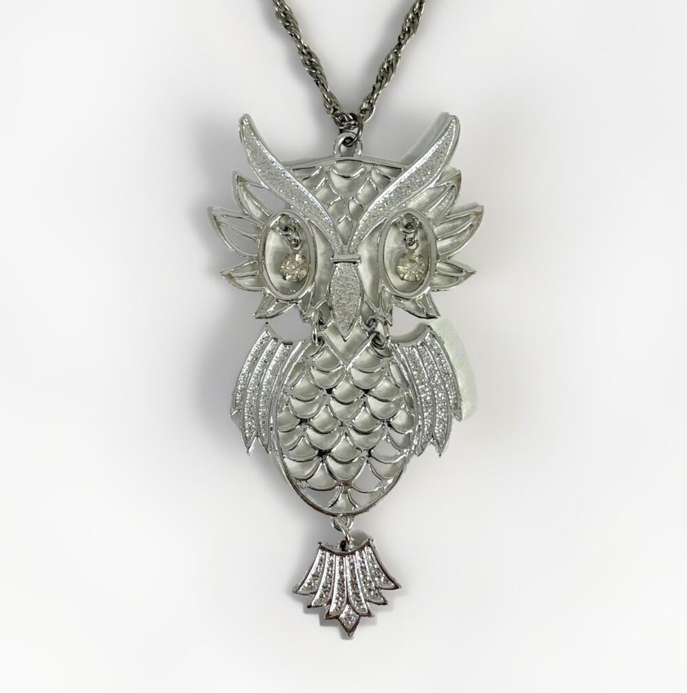 Vintage 1970s OWL 4.75" Pendant Necklace 24" Hinged Rhinestone Eyes Silver Tone